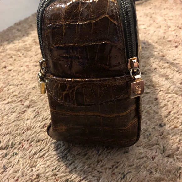 ENTS Brown Crocodile Paten leather shoulder bag - Picture 6 of 6